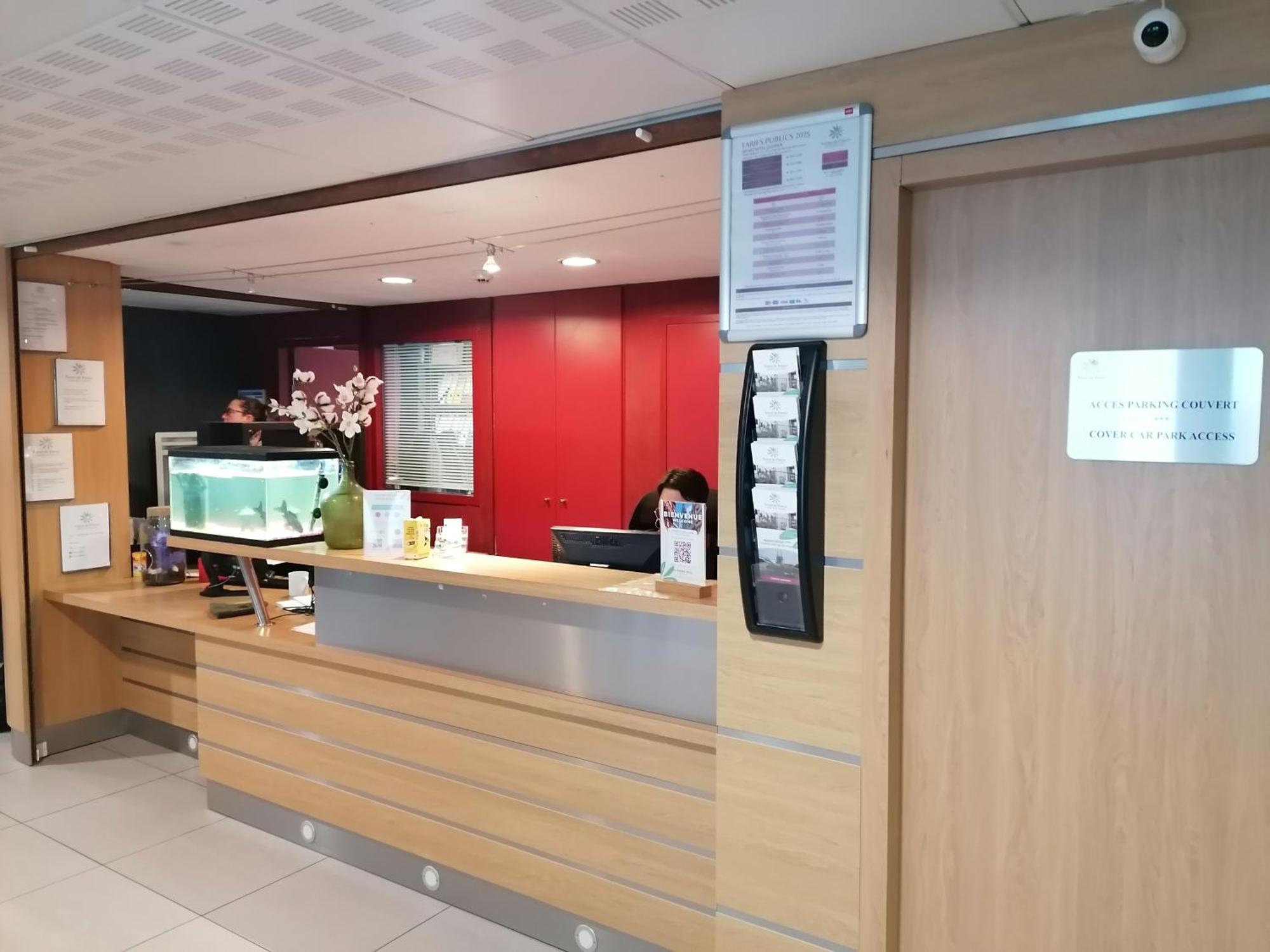 Terres De France - Appart'Hotel Quimper Bretagne エクステリア 写真